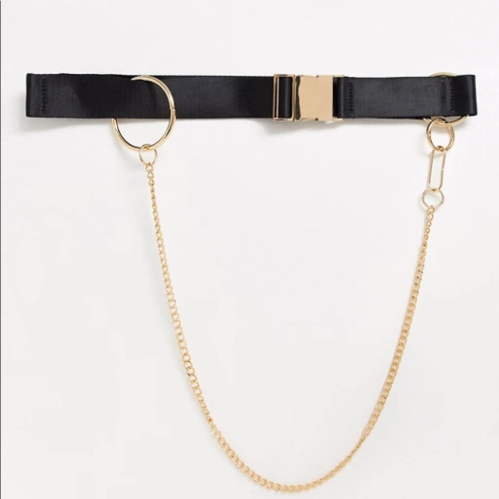 Utility buckle belt with ring and chain - Picture 2 of 3